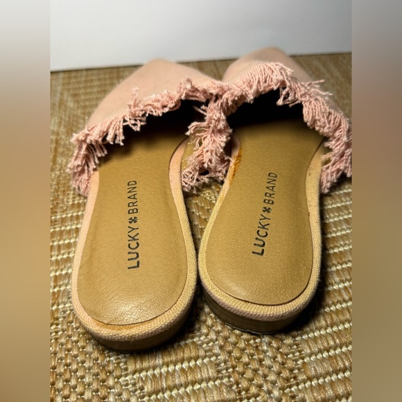 Lucky Brand Women's Bapsee Mule Sandals,Slip On,Pointed Toe,Size 6M - Picture 2 of 5